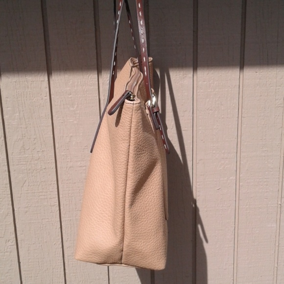 Liz Claiborne handbag - Picture 3 of 4